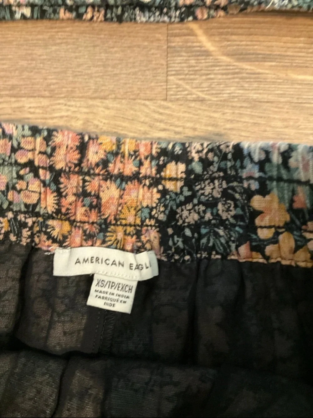 American Eagle cropped floral cami and mini skirt set, XS - Picture 7 of 13